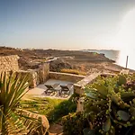 Gorgeous Studio In Cycladic Architecture Overlooking The Aegean